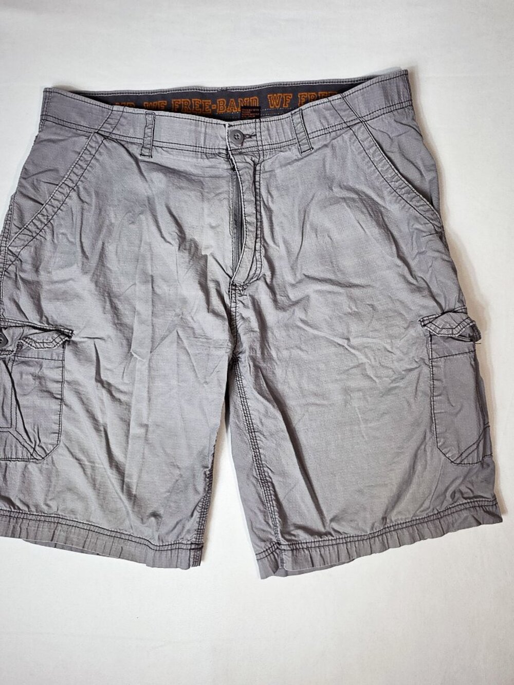 WearFirst Mens Free-Band Stretch Cargo Shorts Size 38 Gray Casual hiking